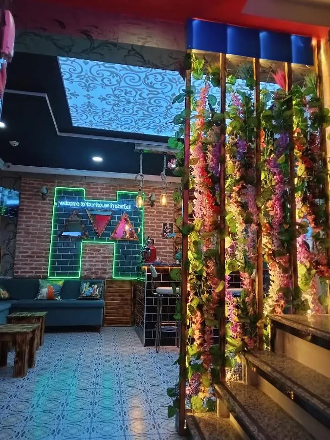 Marvel Suites (Adults Only) İstanbul Apart Otel