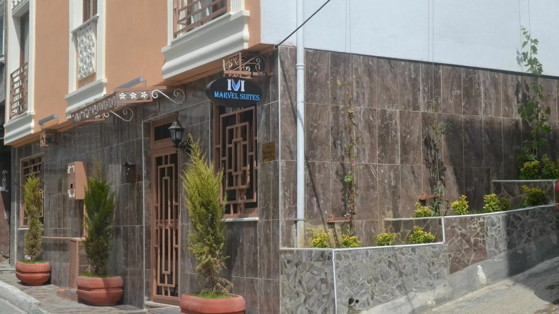 Marvel Suites (Adults Only) İstanbul Apart Otel